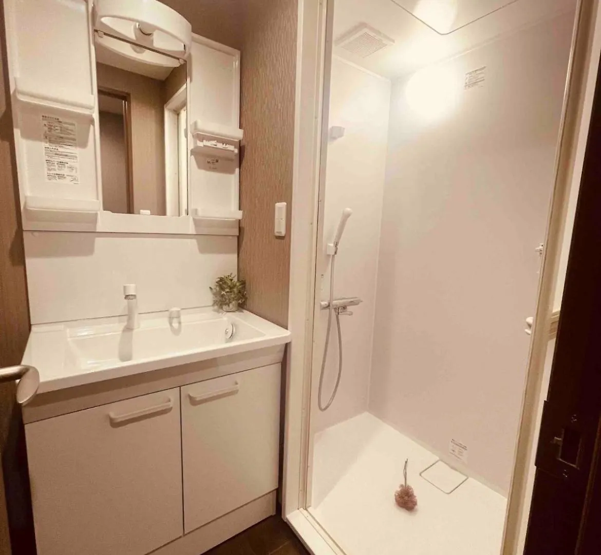 Sky House晴空塔 双人间1 带独立厕所 共用浴室 Apartment Tokyo